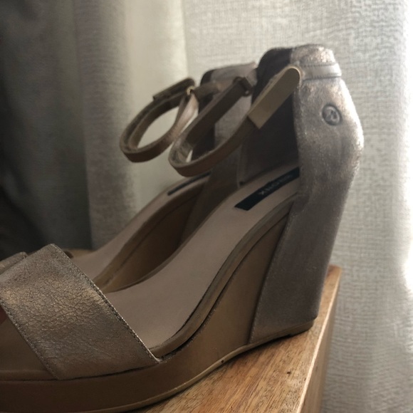 Bronx Wedge - Picture 4 of 5